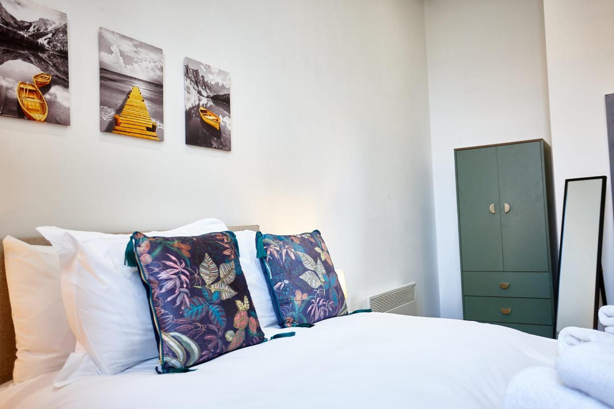 The Ruby Suite Manchester Bagian luar foto